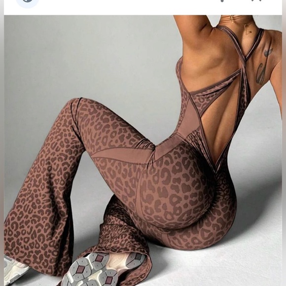 Pants - Leopard Print Jumpsuit size S